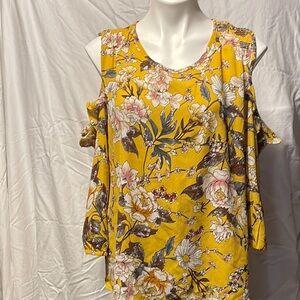 Roz & Ali Yellow Flutter Sleeve Blouse with Relaxed Cut Out Design